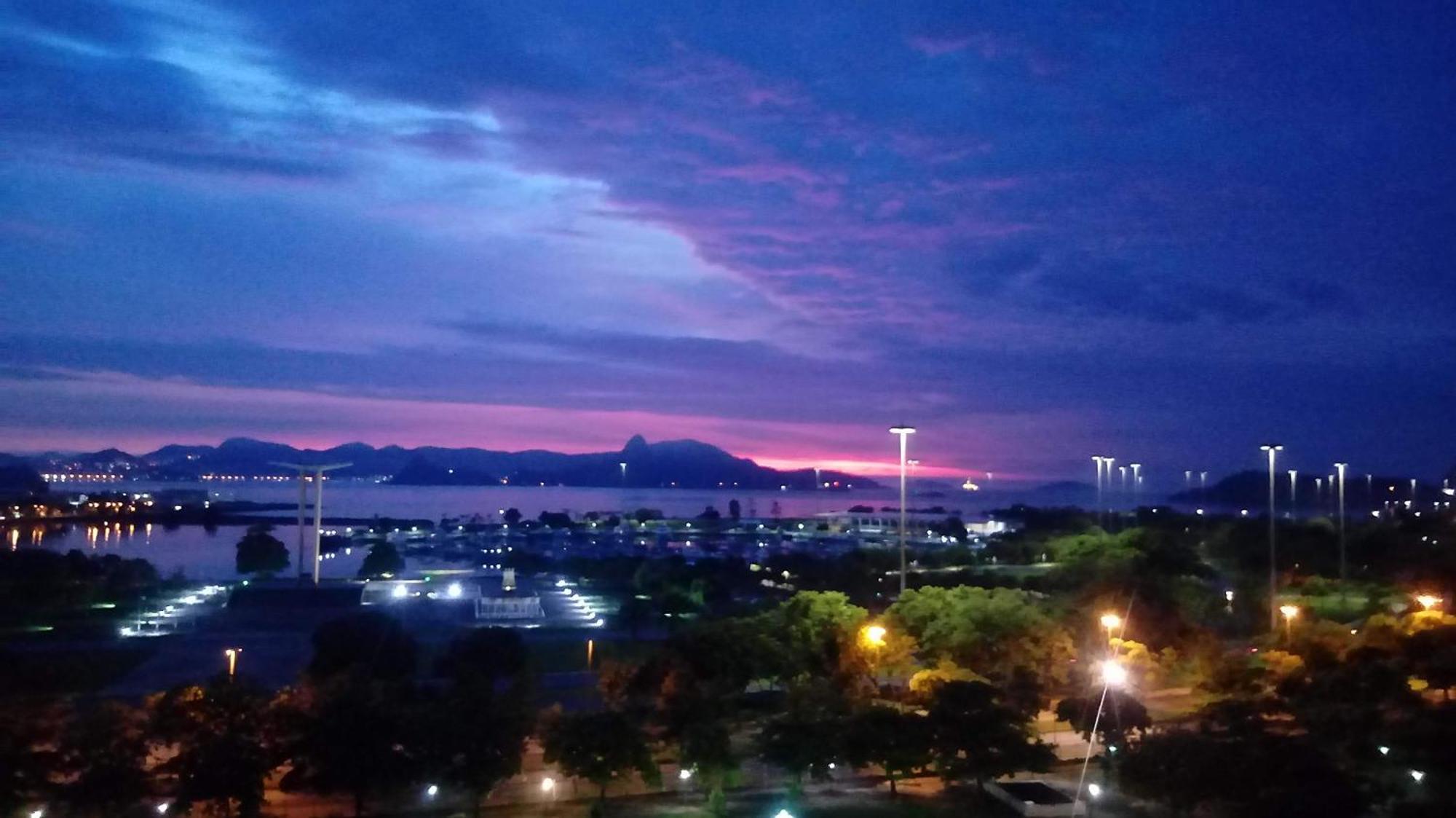 Apartamento Cobertura Com A Vista Da Gloria *